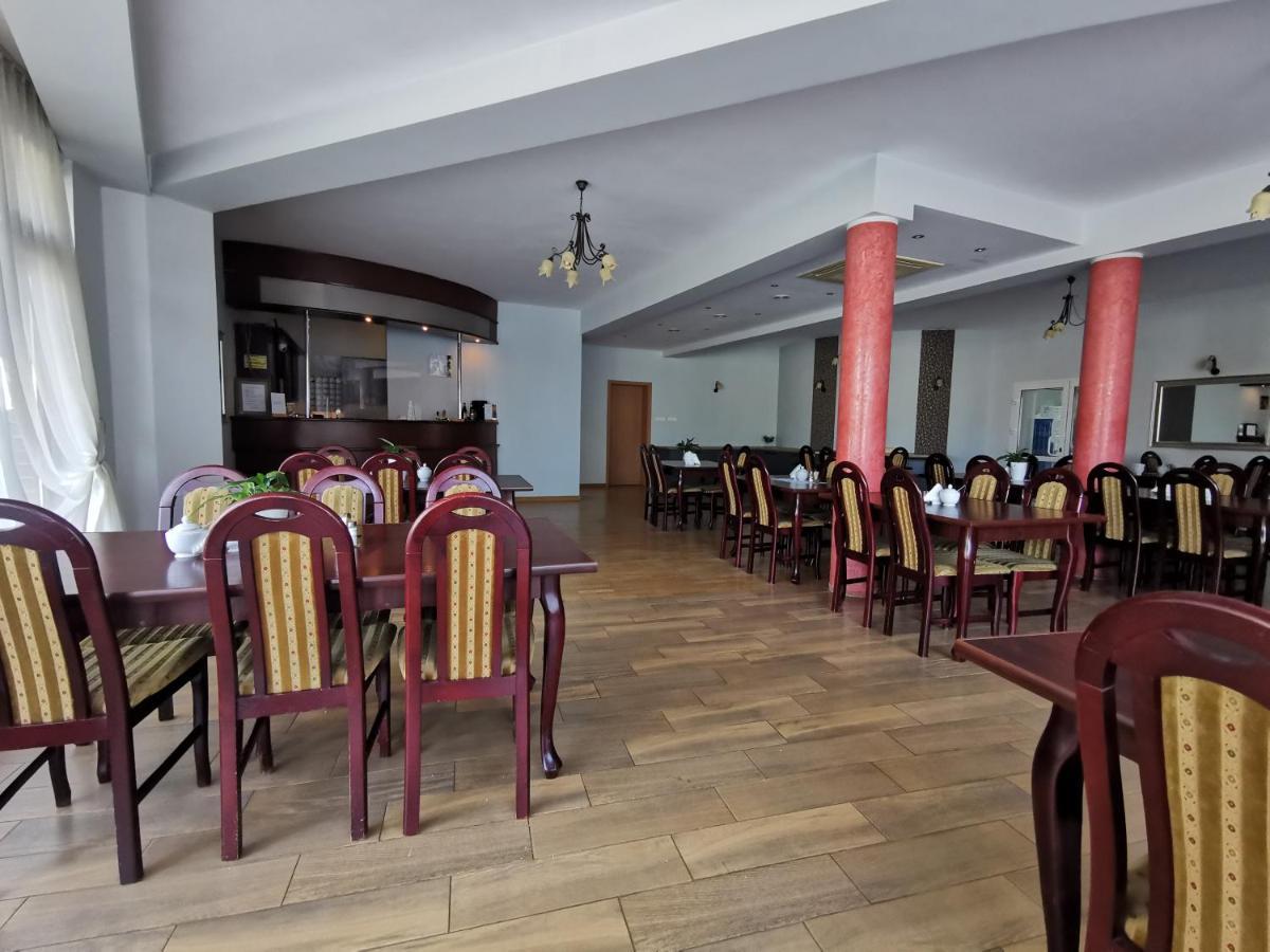 Hotel Zieliniec Познань Екстер'єр фото